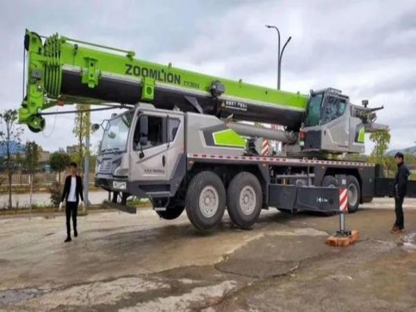 田家庵区吊车出租公司电话_随车吊出租吊装设备齐全